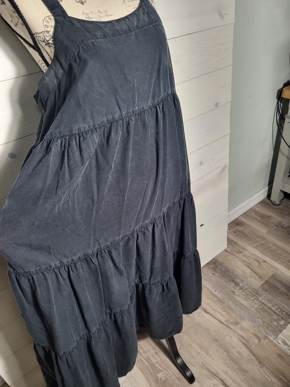 The Drop Tiered Maxi Dress Flowy Overall Style Straps Teachercore. - Picture 2 of 8